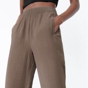 (NWT) ZARA Textured Straight Leg Pants
